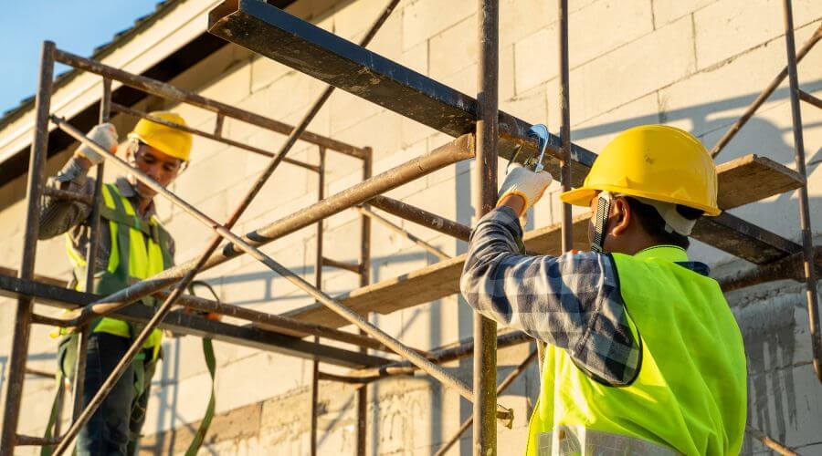 Expert new roof installation services in New Middletown, IN